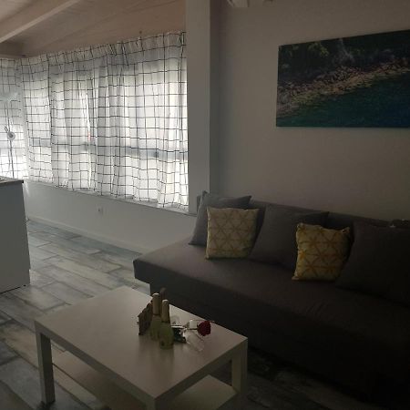 Apt 6 - Apartamento En La Playa De El Palo Málaga Dış mekan fotoğraf